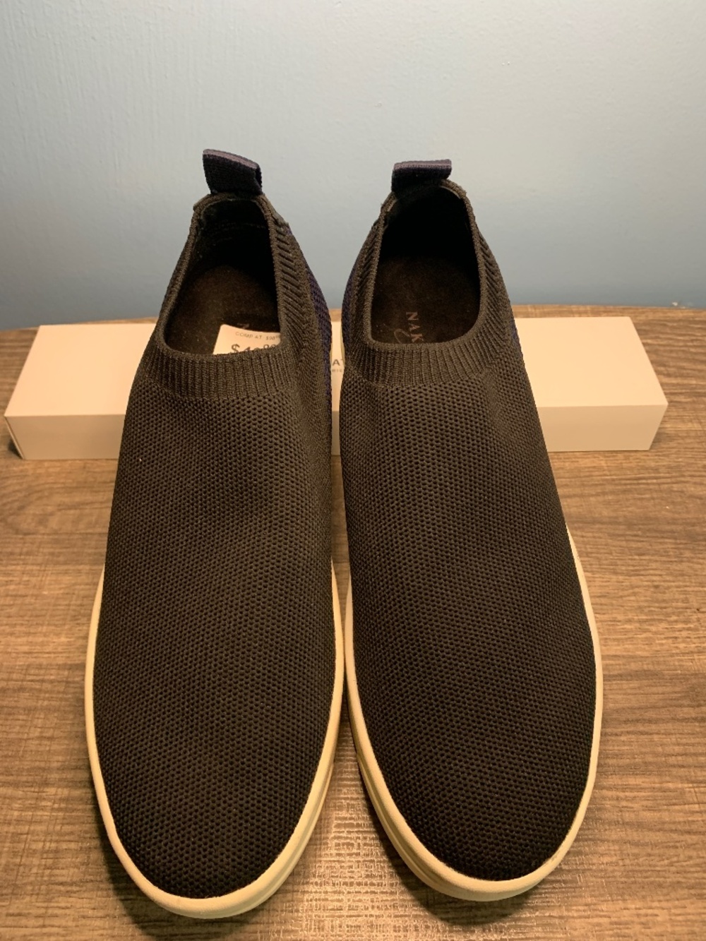 Naked Feet stretch athletic sneakers size 7